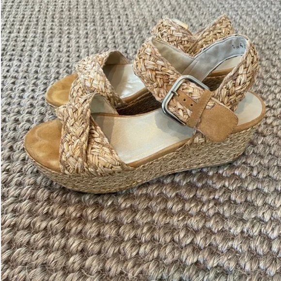 Stuart Weitzman Sandals Size 7 Raffia Woven Platform Shoes - Picture 1 of 7